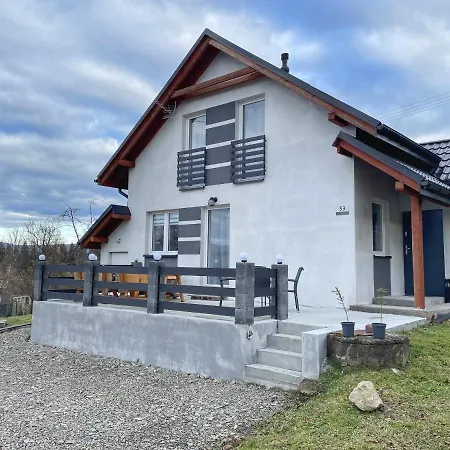 Dom Nad Dworem Vakantiehuis